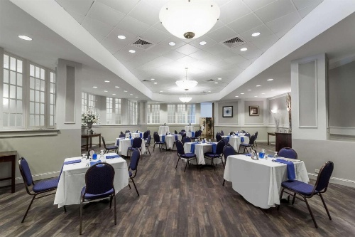 Wyndham Southbury image 33
