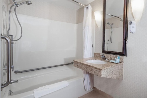 Wyndham Southbury image 6